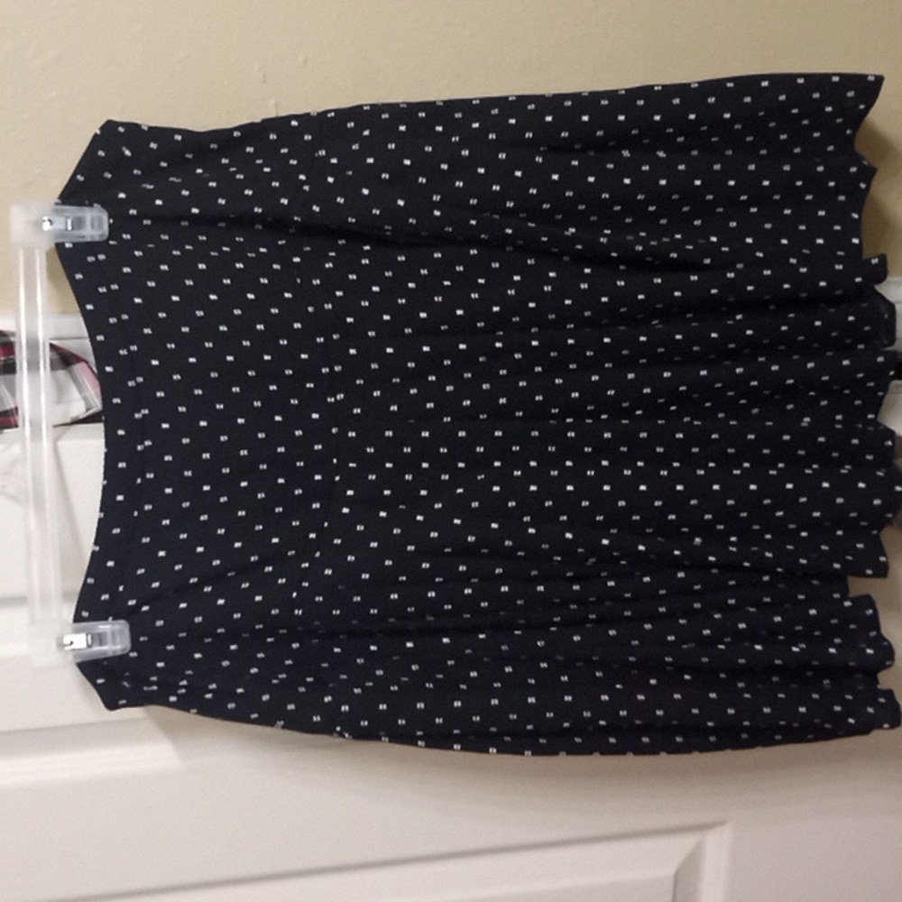Halogen skirt...minimal wear